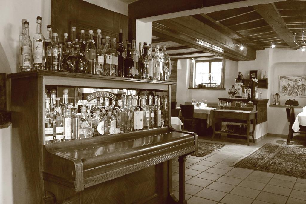 Hotel La Cruna Tujetsch Bagian luar foto